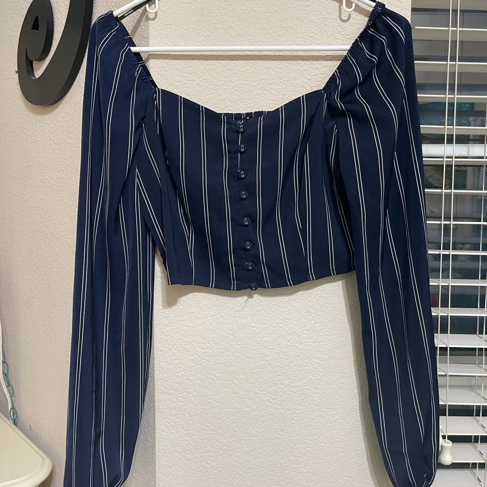 Dark blue Striped long sleeve puffy sleeve crop top in size small